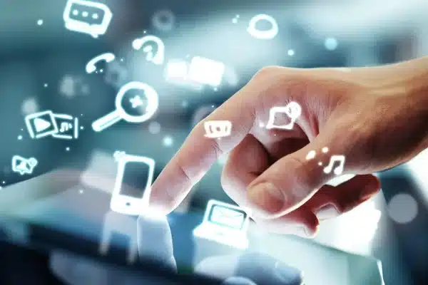 Árfigyelő eszközök használata: tippek spóroláshoz online vásárláskor